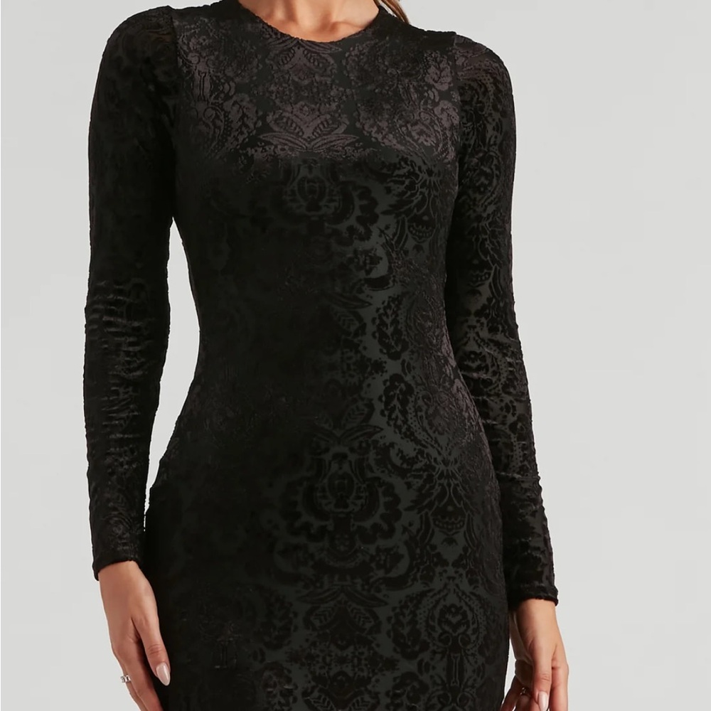 Elegant Black Lace Dress
